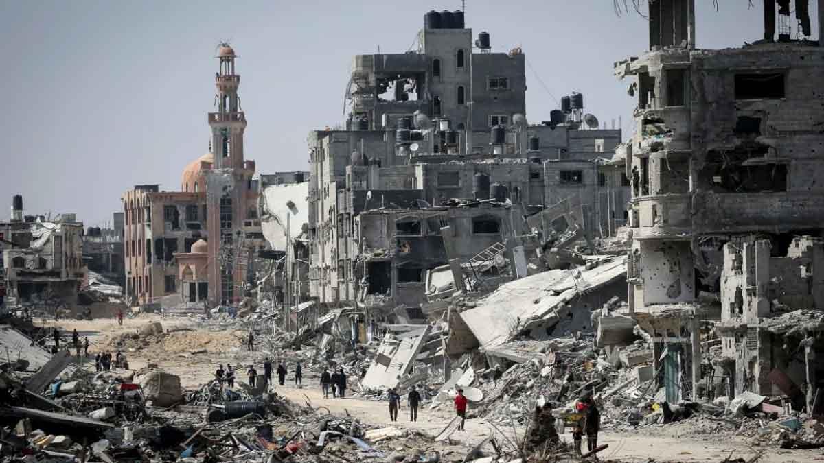 Israeli Airstrike Claims 7 Lives in Gaza's Rafah
