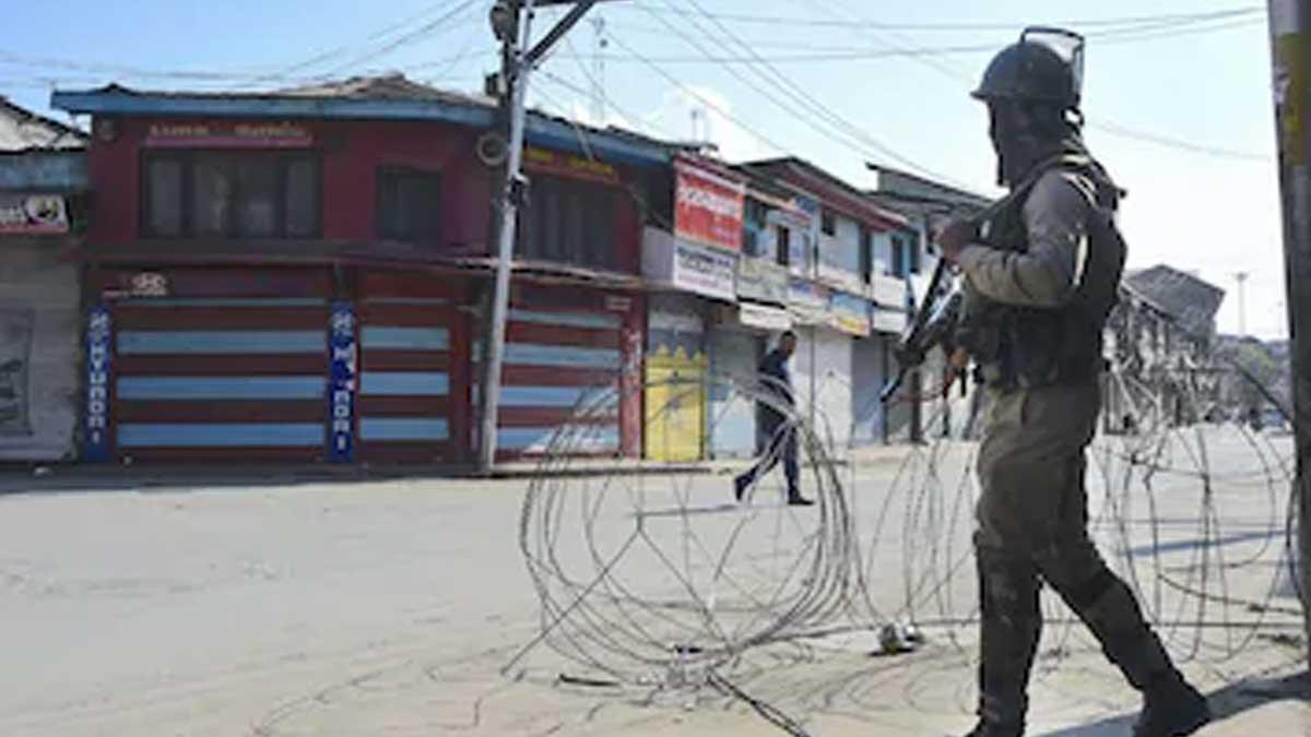 Jammu and Kashmir Police: Foreign terrorist 'Abu Hamza' behind Rajouri killing
