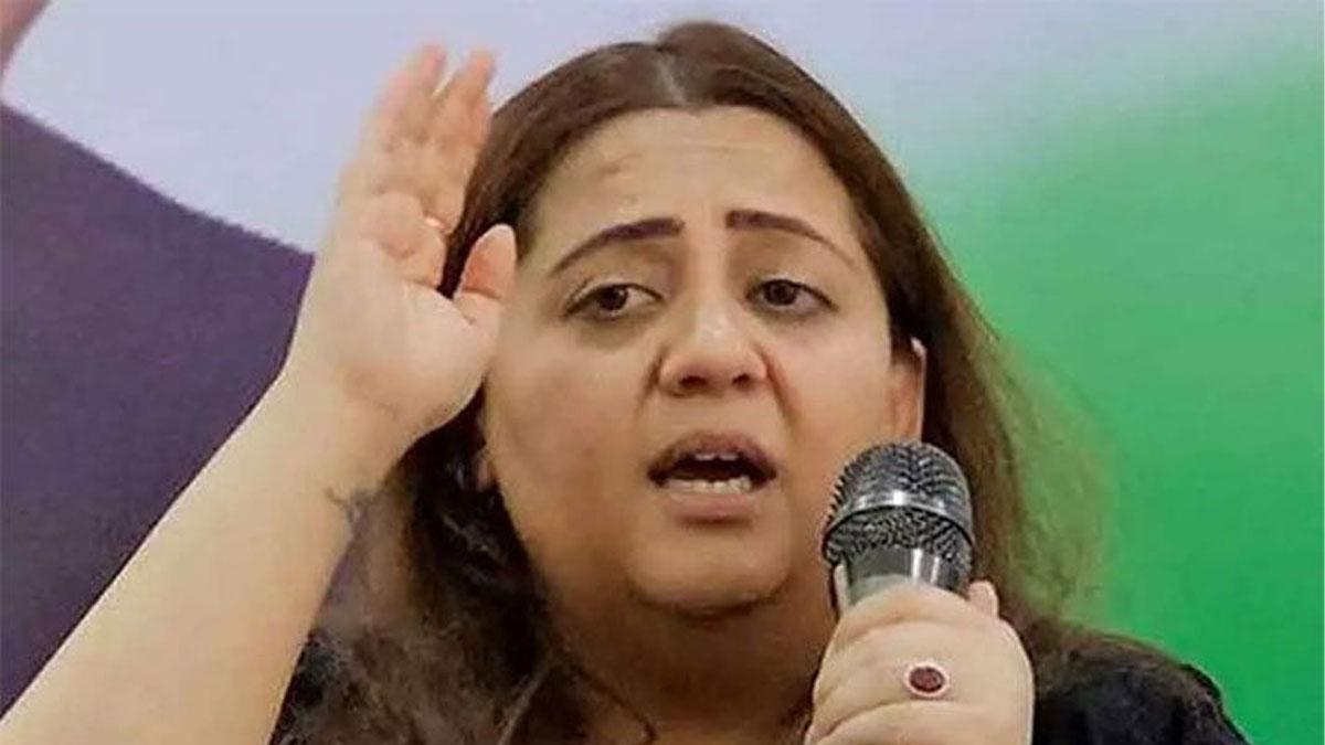 Another-Blow-to-Congress-as-National-Media-Coordinator-Radhika-Khera-Resigns