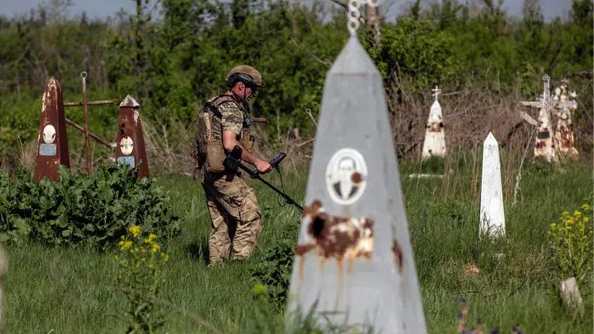 Russia Warns UK: Retaliation Guaranteed for Ukrainian Strikes with British Arms