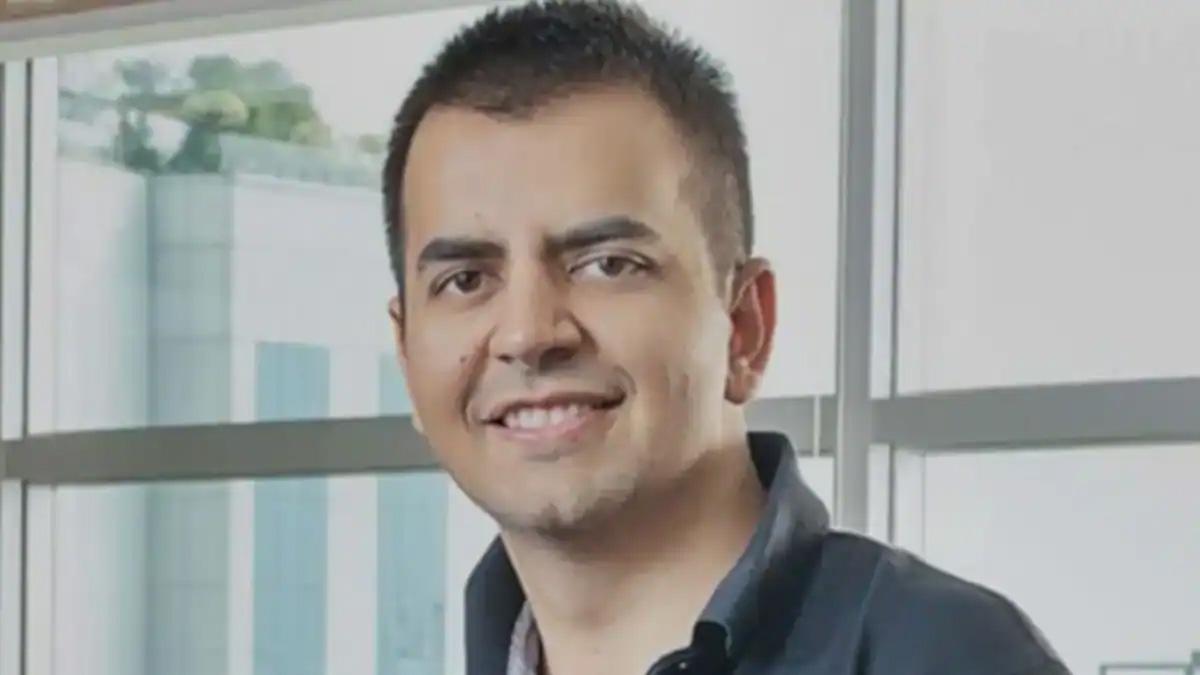Ola CEO Bhavish Aggarwal's Shift Away from Microsoft Cloud Following LinkedIn Controversy