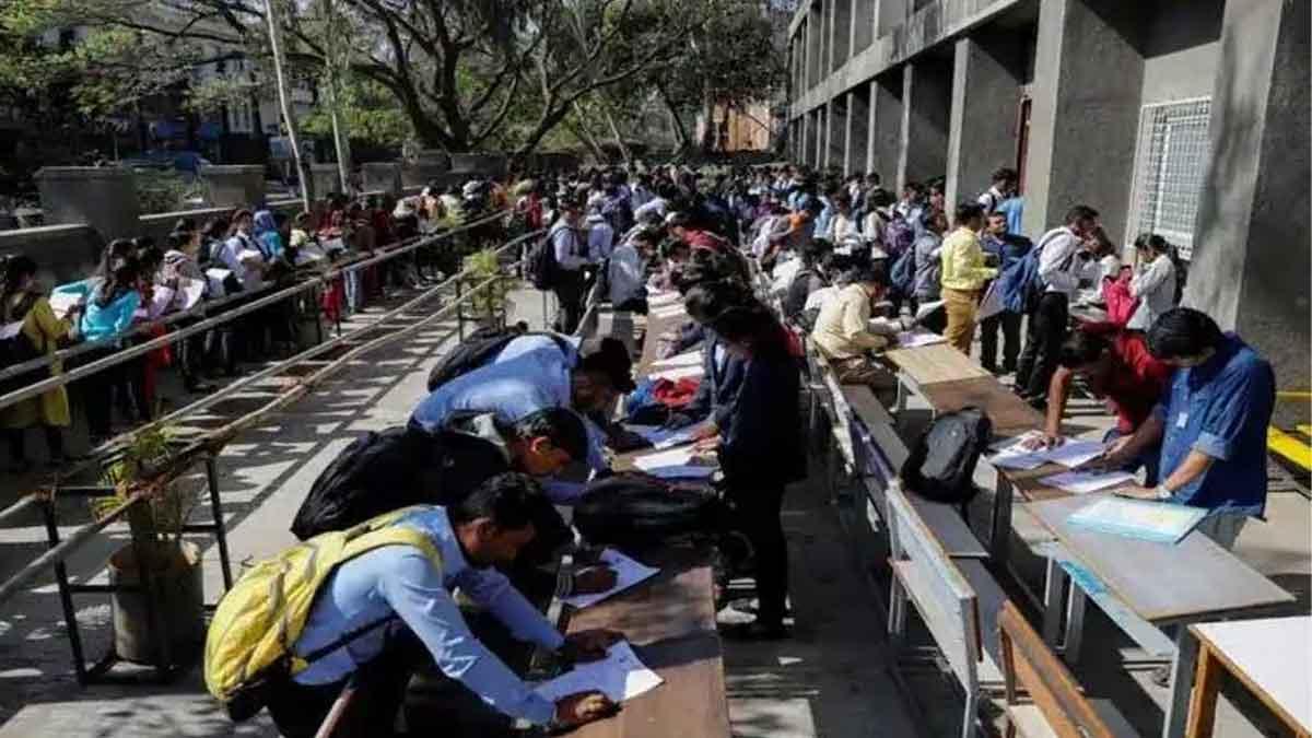 Jan-March Quarter Sees Decrease in India's Unemployment Rate