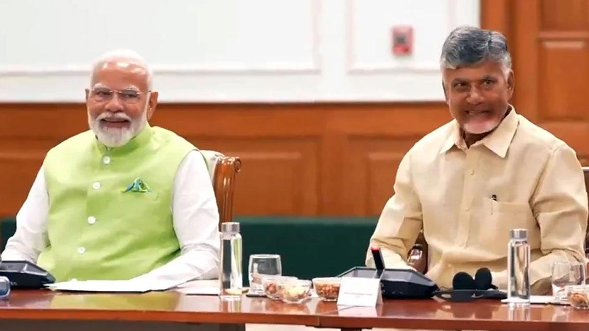 Strategic-NDA-Alliance-Naidu-Delays-Swearing-In-Ceremony-to-Accommodate-PM-Modi's-Presence