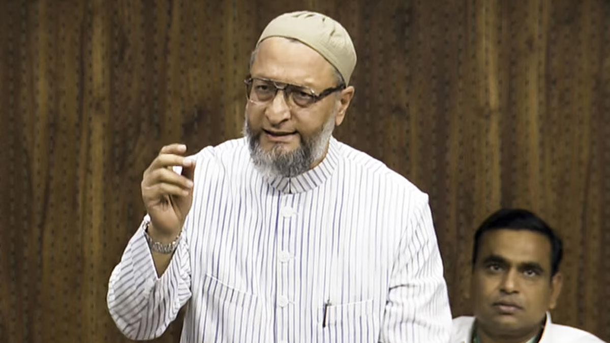 Incident at Owaisi's Delhi Residence: Pro-Israel Posters Posted, Black Ink Thrown