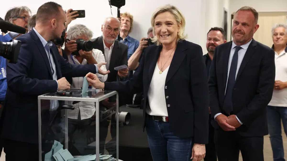 High Turnout in French Parliamentary Polls, Exit Polls Show Far-Right Leading