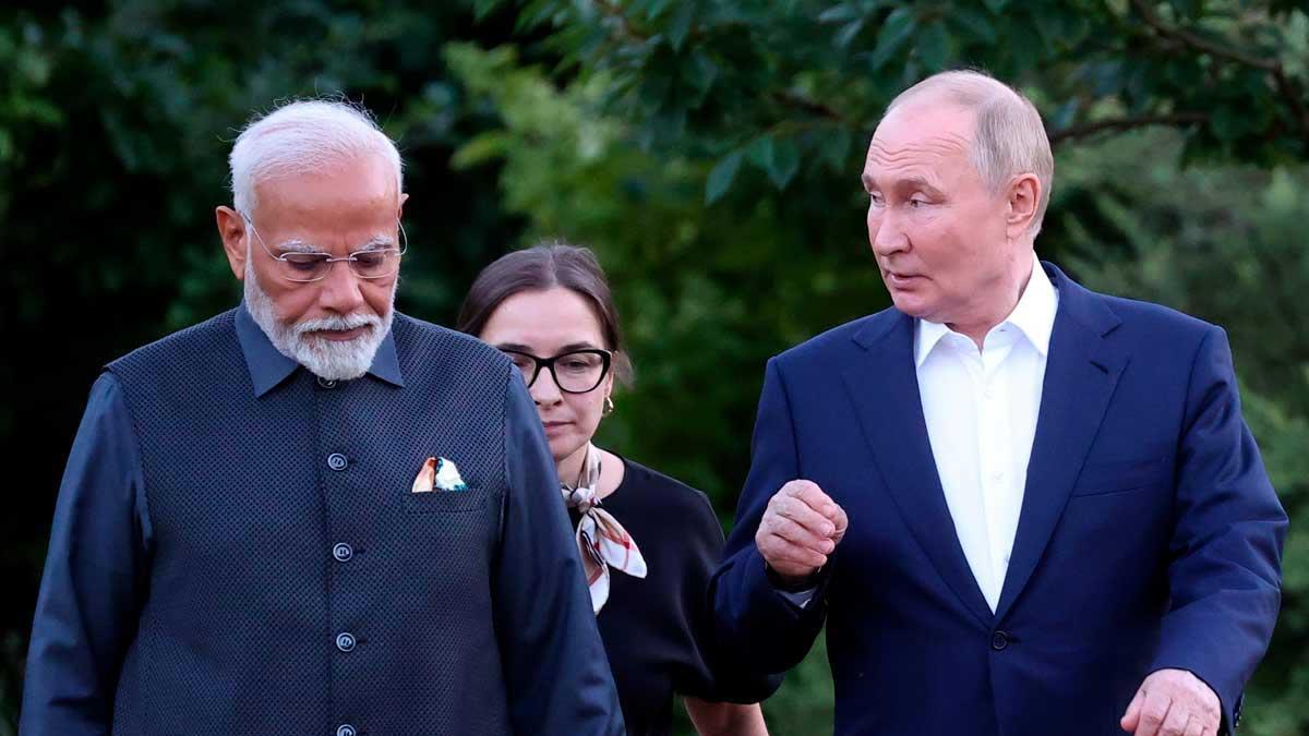 Prime-Minister-Narendra-Modi-and-Russian-President-Vladimir-Putin