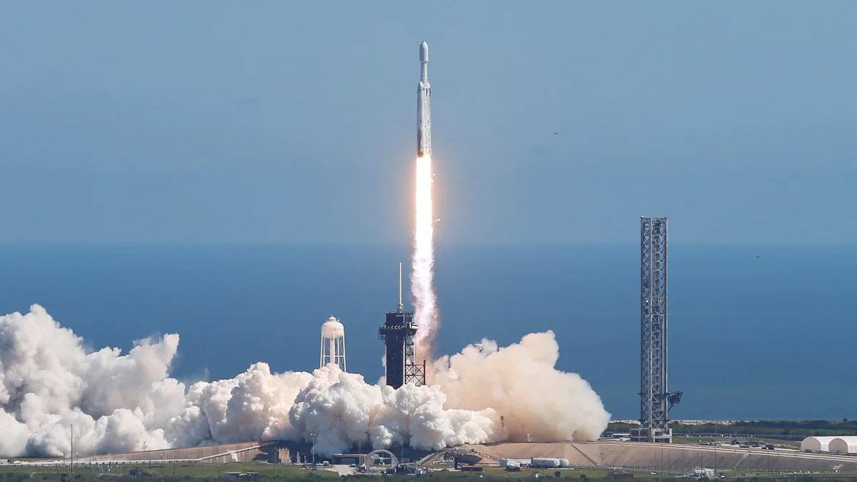 Musk's SpaceX Secures 733 Million Launch Contract from US Space Force