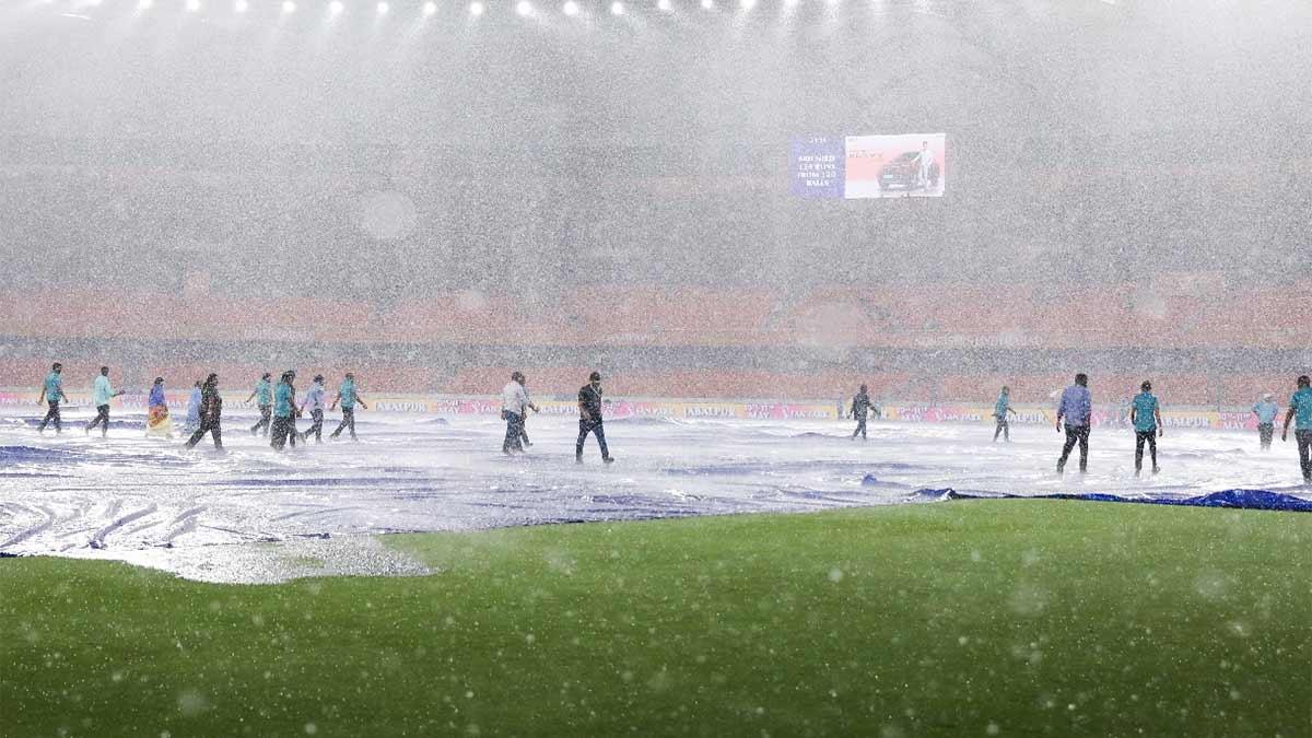 IPL 2025: Rain Halts Playoff Hopes as Sunrisers Hyderabad Exit the Race