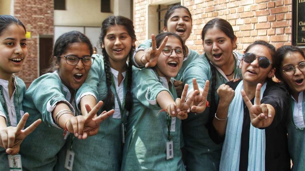 CBSE Class 10 Results Announced; Girls Continue to Outperform Boys