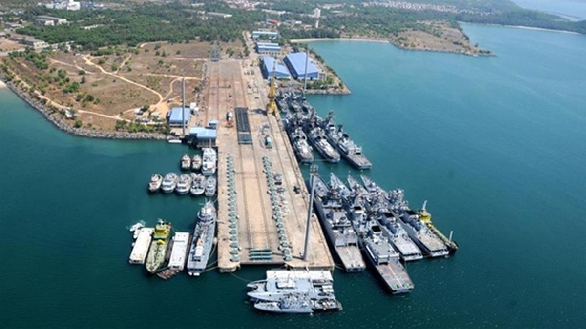 Pakistani Crew Member on Iraqi Vessel Denied Entry at Karwar Port Amid Heightened Security