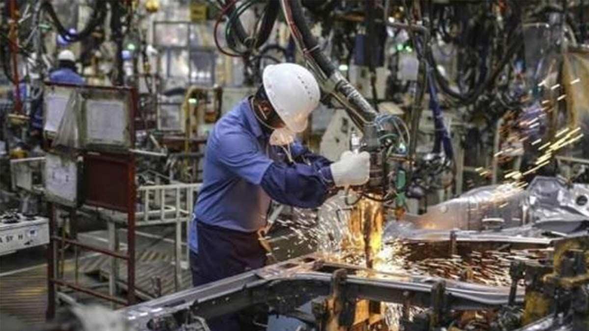 S&P Global Highlights India's Manufacturing Sector as a Growing Magnet for Global Investors