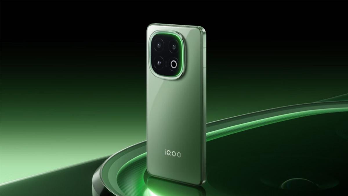 iQOO Launches iQOO 13 in Green in India – Price, Availability & Specs Inside