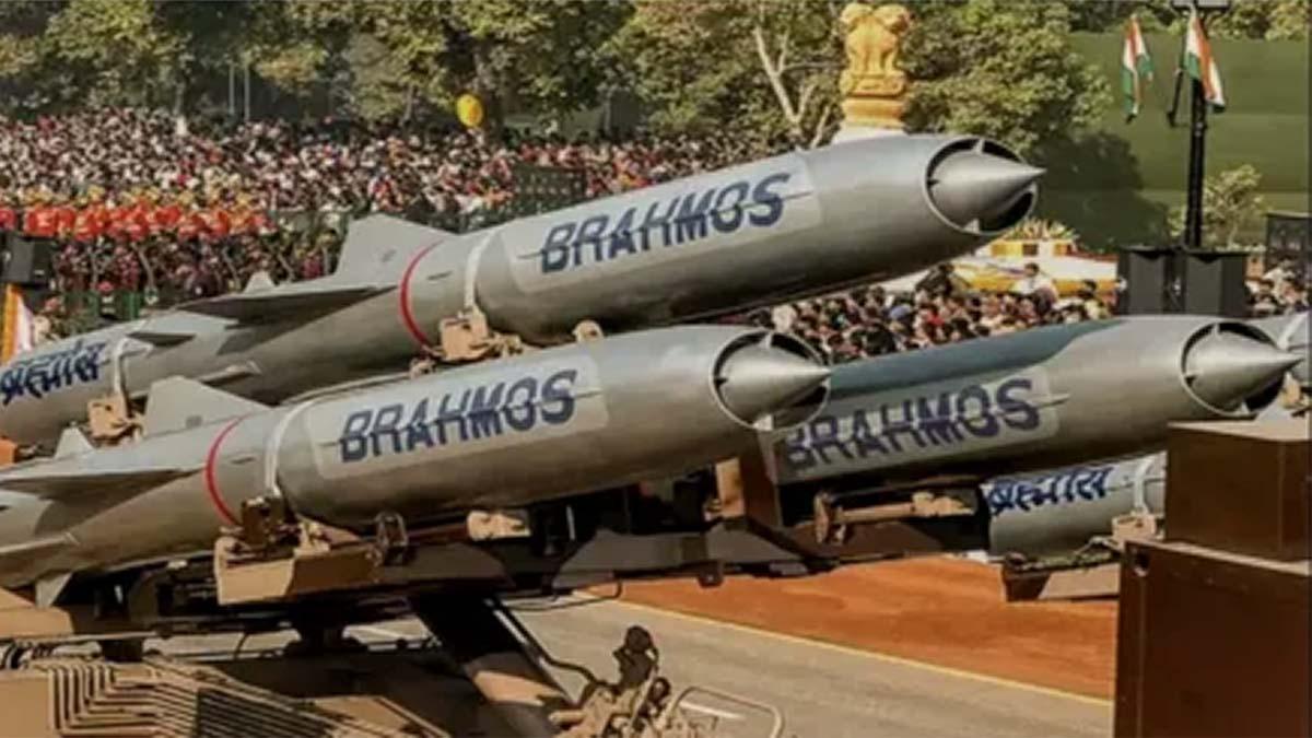 With 12,000 km Reach, India’s New Strategic Bomber Could Surpass B‑21 Raider and Strike Worldwide