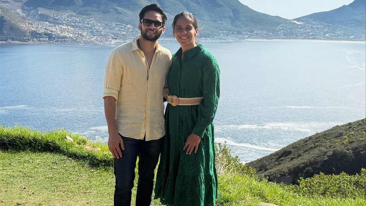 Watch| 'Sometimes...': Saina Nehwal Posts Photo With Parupalli Kashyap Weeks After Split