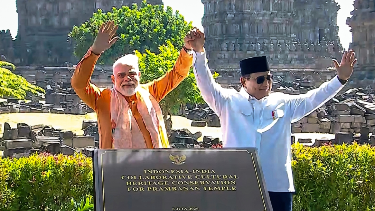 PM-Modi-Prambanan-Temple-visit