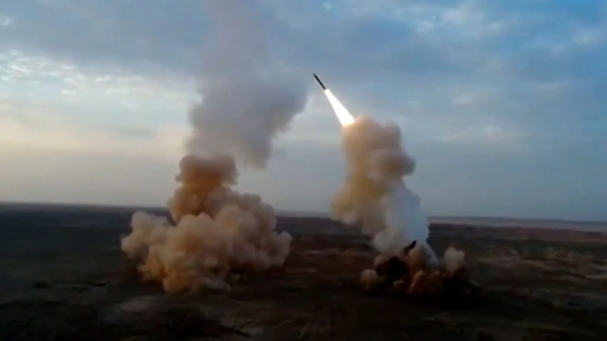 Explosions-Rock-Iran-as-Ali-Khamenei-Is-Buried