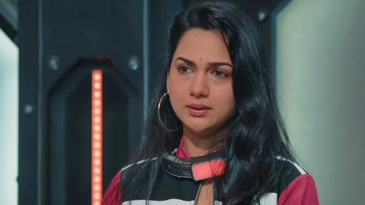 Akanksha Chamola Introduces Her 'Girlfriend' to Gaurav Khanna Following Bisexual Revelation