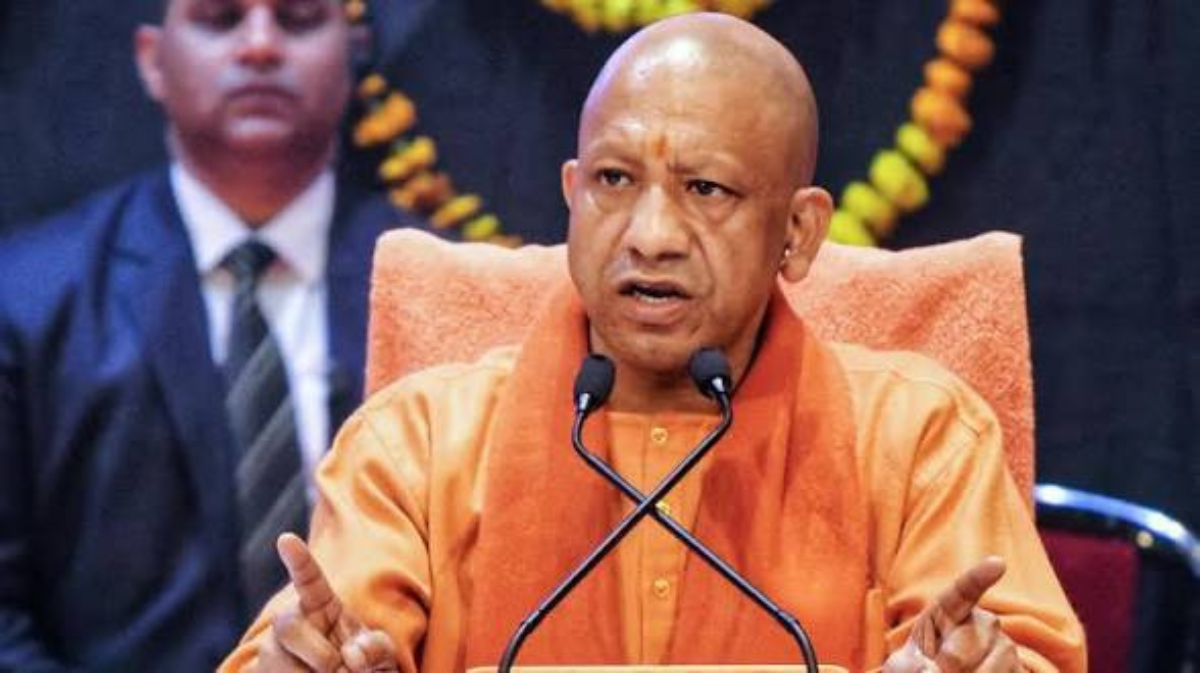 Yogi Adityanath says SP, Congress 'allowed namaz' at Hanumangarhi temple, demands apology for 'sin'