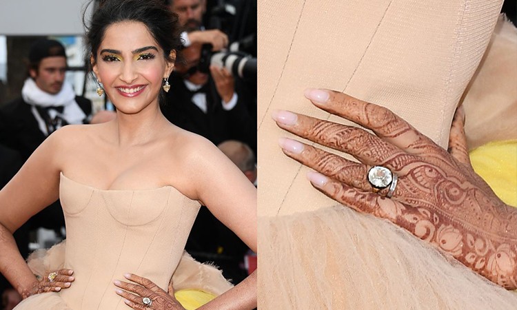 Celebrity engagement rings| Kareena Kapoor Khan to Priyanka Chopra: A look  at Bollywood stars' most beautiful engagement rings
