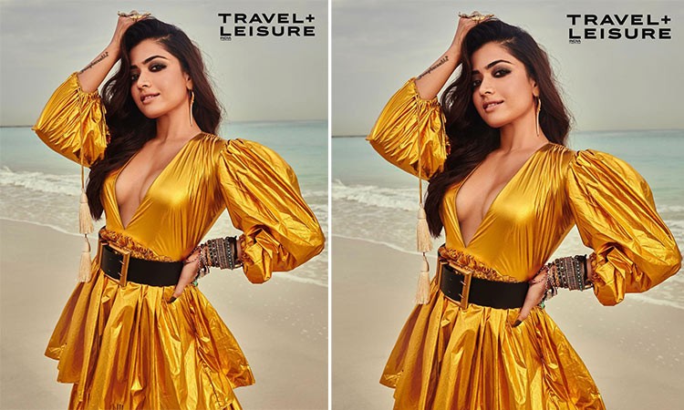 Rashmika Mandanna Flaunts Her Curves In Sequin Monokini And Tassel Bikini Rashmika Mandanna Flaunts Her Curves In Sequin Monokini And Tassel Bikini