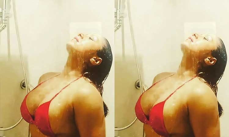 Kamalika Chanda: Top 10 sizzling HOT pictures of the web series diva