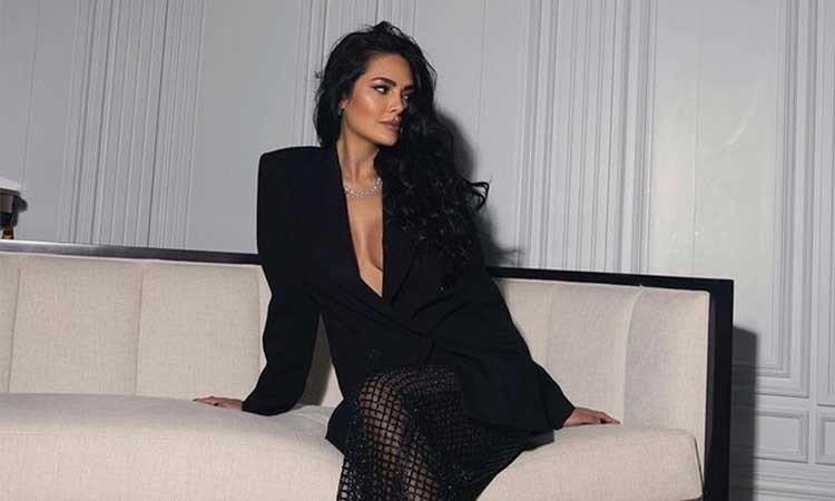 Esha Gupta oozes oomph in black netted top, leather pants